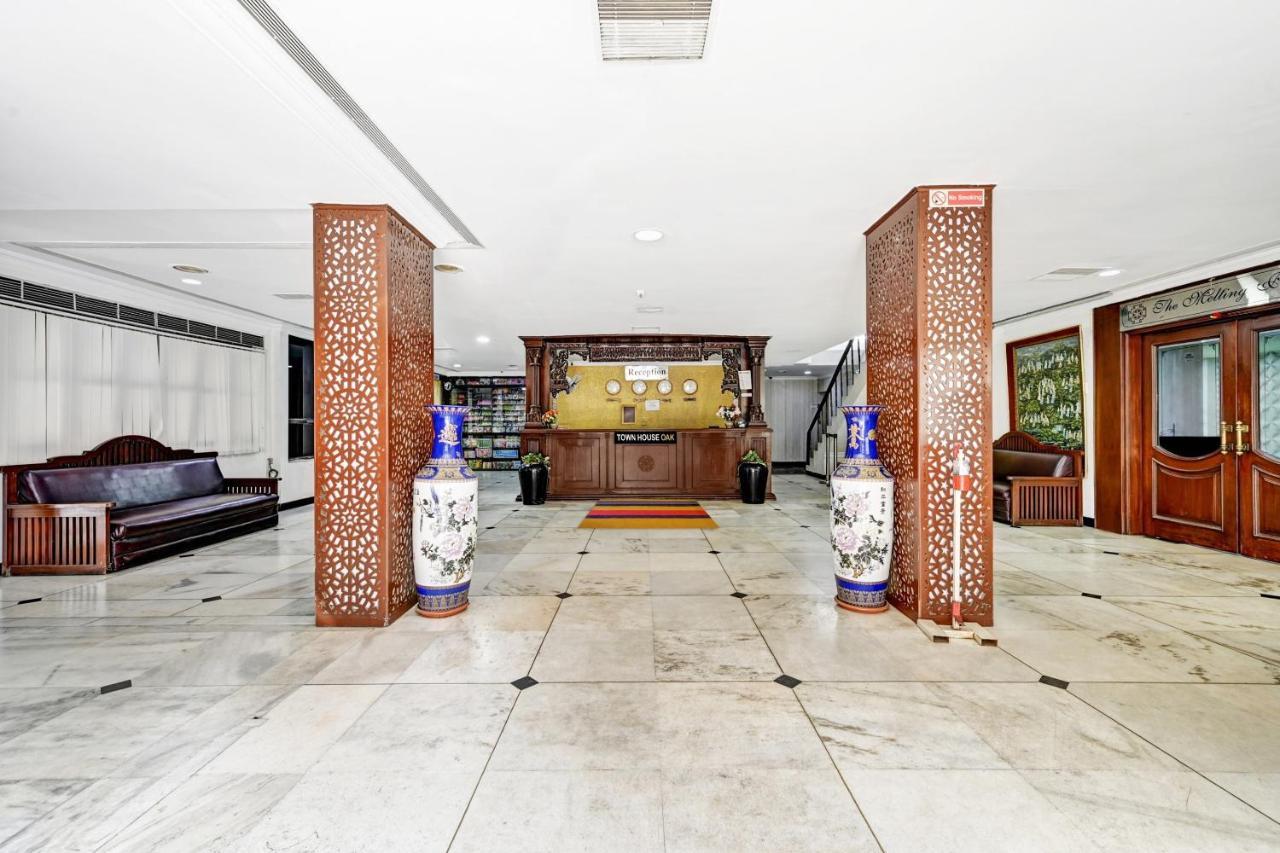 Super Townhouse Oak Hotel Belsons Taj Mahal Secundurabad Esterno foto