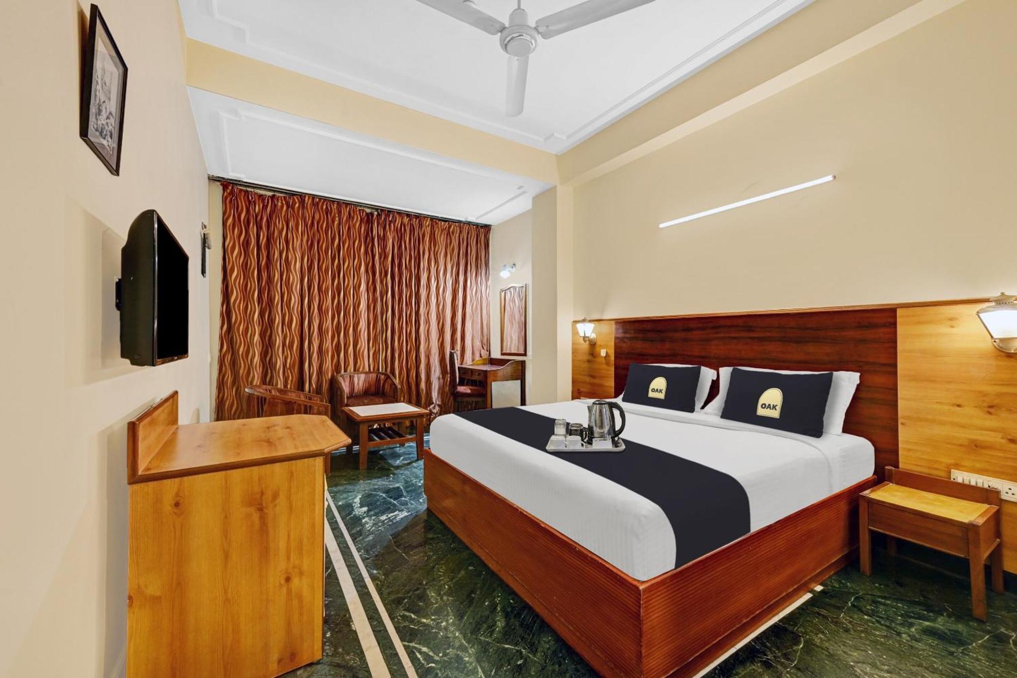 Super Townhouse Oak Hotel Belsons Taj Mahal Secundurabad Esterno foto