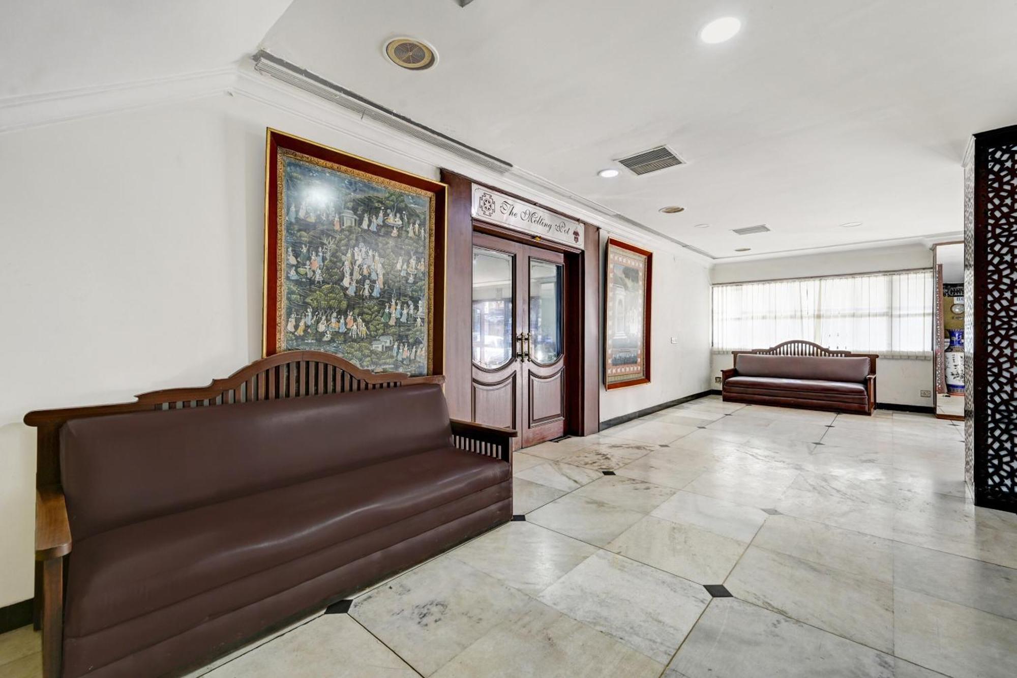 Super Townhouse Oak Hotel Belsons Taj Mahal Secundurabad Esterno foto