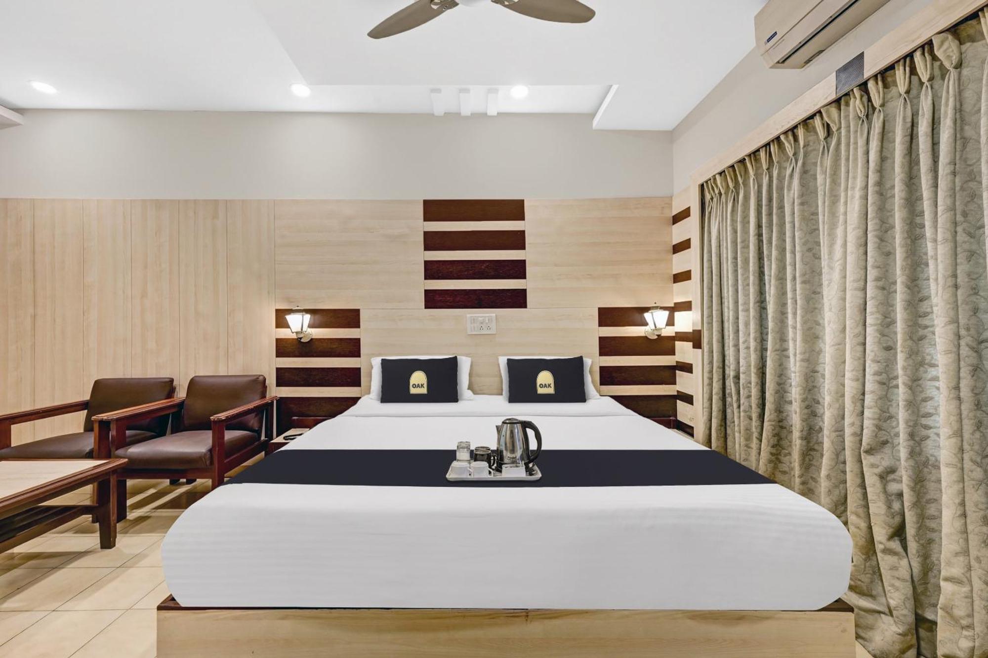 Super Townhouse Oak Hotel Belsons Taj Mahal Secundurabad Esterno foto